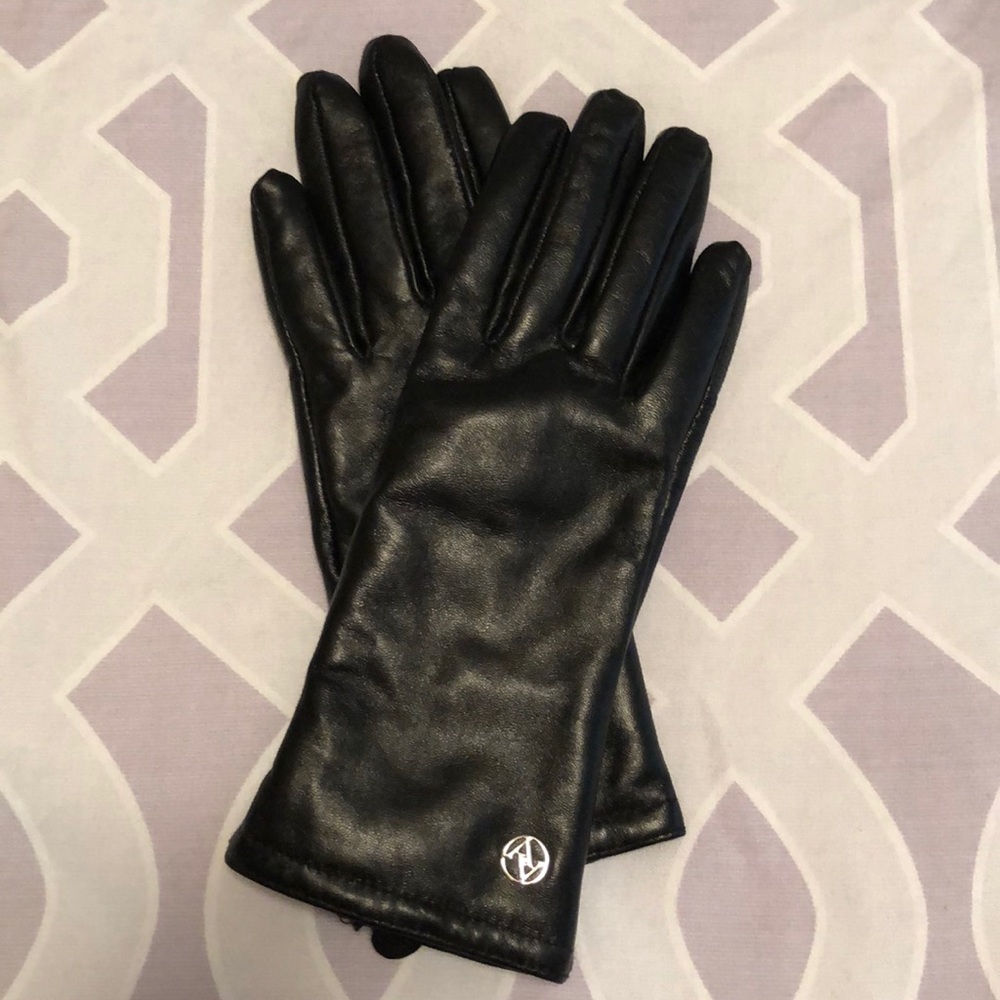 Women’s Leather Gloves